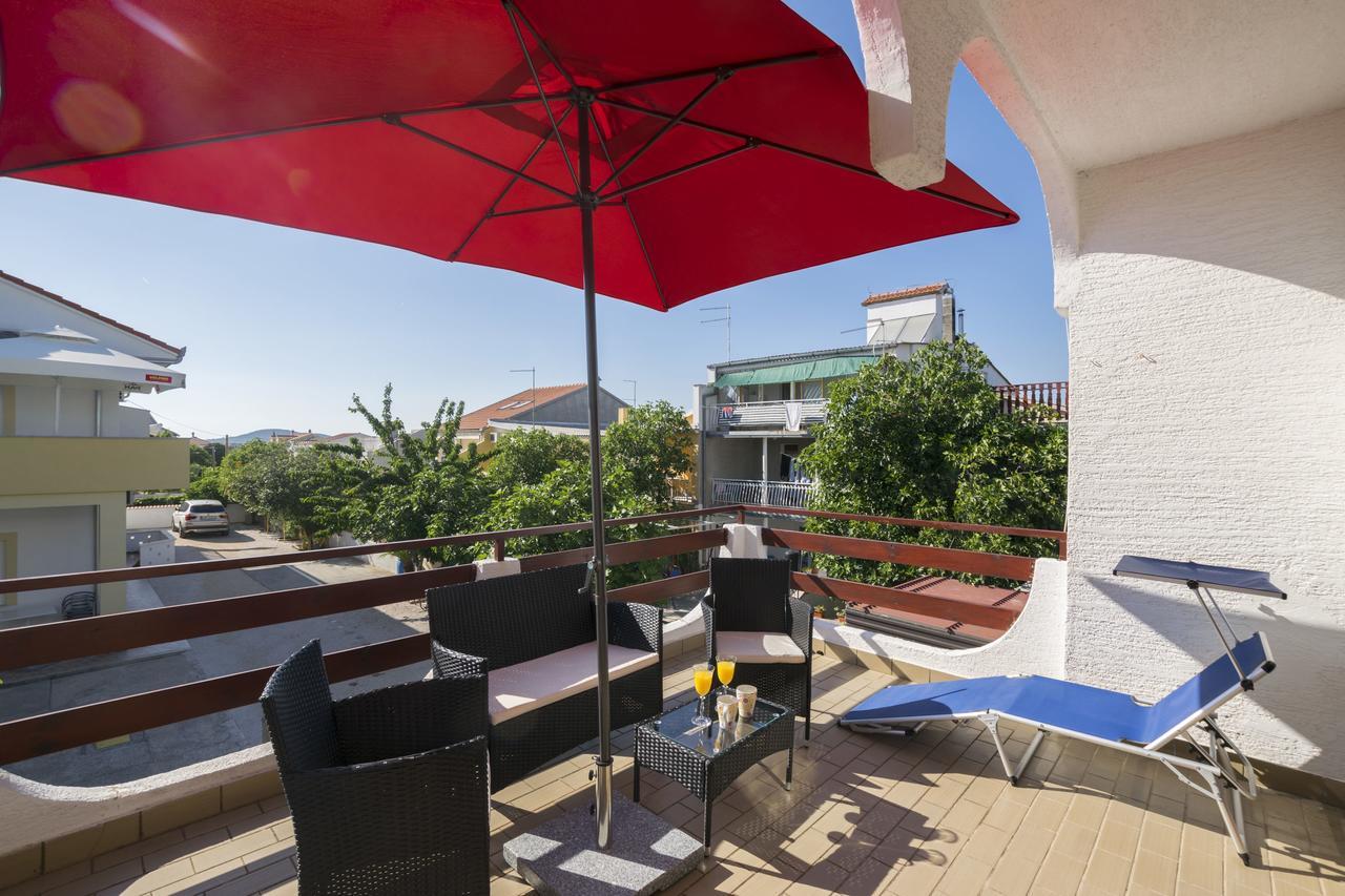 Apartments Katarina Pirovac Bagian luar foto
